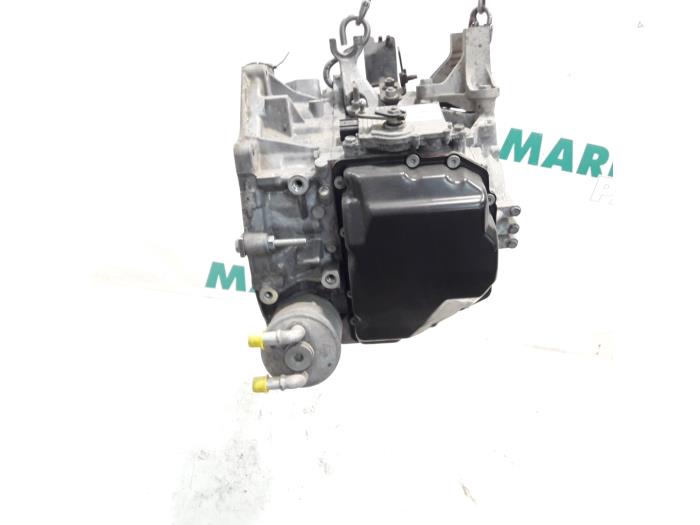 Gearbox from a Peugeot 407 (6C/J) 2.7 HDi V6 24V 2007