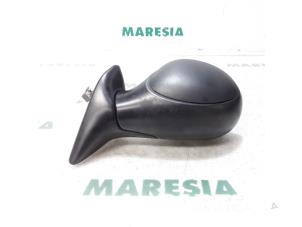 Used Wing mirror, left Citroen Xsara Picasso (CH) 1.6 HDi 16V 110 Price € 40,00 Margin scheme offered by Maresia Parts