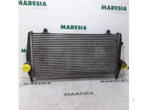 Used Intercooler Peugeot 407 (6C/J) 2.7 HDi V6 24V Price € 50,00 Margin scheme offered by Maresia Parts
