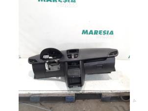 Used Dashboard Peugeot 207/207+ (WA/WC/WM) 1.4 16V Price € 199,50 Margin scheme offered by Maresia Parts