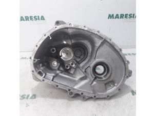 Used Gearbox casing Renault Megane III Grandtour (KZ) 1.5 dCi 110 Price € 105,00 Margin scheme offered by Maresia Parts