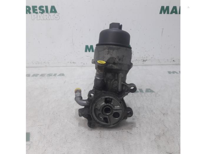 Gebrauchte Ölfilterhalter Citroen C4 Grand Picasso (UA) 2.0 HDiF 16V 135 Preis € 50,00 Margenregelung angeboten von Maresia Parts