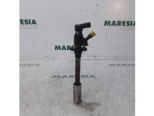 Used Injector (diesel) Citroen C4 Grand Picasso (UA) 2.0 HDiF 16V 135 Price € 105,00 Margin scheme offered by Maresia Parts