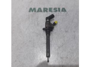Used Injector (diesel) Citroen C4 Grand Picasso (UA) 2.0 HDiF 16V 135 Price € 105,00 Margin scheme offered by Maresia Parts
