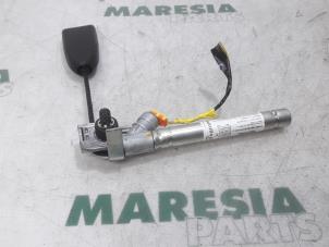Usagé Tendeur de ceinture gauche Fiat Punto Evo (199) 1.3 JTD Multijet 85 16V Euro 5 Prix € 35,00 Règlement à la marge proposé par Maresia Parts