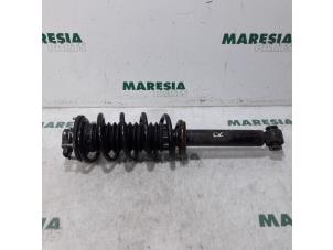 Used Front shock absorber rod, right Peugeot 407 (6C/J) 2.7 HDi V6 24V Price € 105,00 Margin scheme offered by Maresia Parts