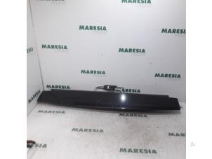 Used Spoiler Citroen C6 (TD) 2.7 HDiF V6 24V Price € 157,50 Margin scheme offered by Maresia Parts