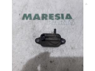 Używane Czujnik filtra czastek stalych Citroen C6 (TD) 2.7 HDiF V6 24V Cena € 50,00 Procedura marży oferowane przez Maresia Parts