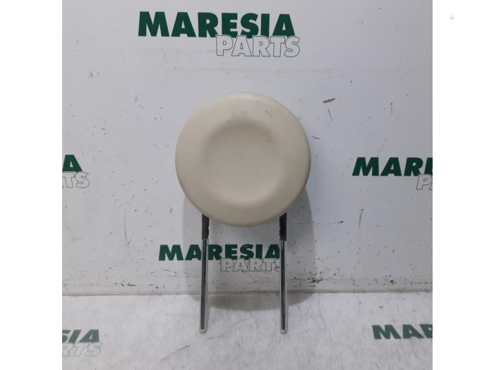 Begagnade Nackstöd Fiat 500 (312) 1.2 Pris € 50,00 Marginaltabell erbjuds av Maresia Parts