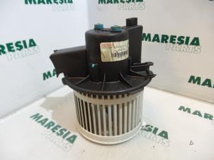 Begagnade Fläktmotor för uppvärmning och ventilation Fiat Panda (169) 1.2 Fire Pris € 25,00 Marginaltabell erbjuds av Maresia Parts