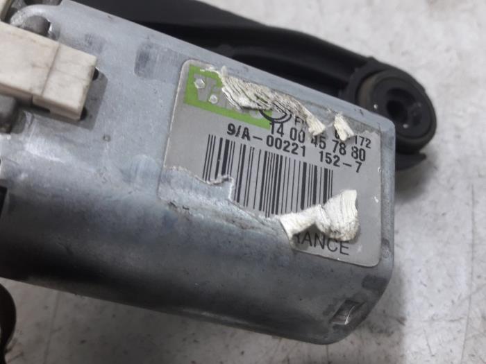 Rear wiper motor from a Peugeot Expert (G9) 2.0 HDi 120 2007