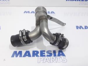 Used Turbo hose Citroen C6 (TD) 2.7 HDiF V6 24V Price € 50,00 Margin scheme offered by Maresia Parts