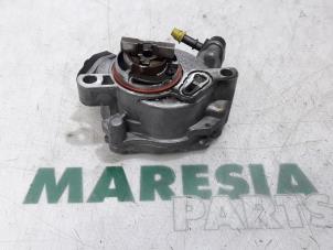 Used Vacuum pump (diesel) Peugeot 508 SW (8E/8U) 1.6 HDiF 16V Price € 35,00 Margin scheme offered by Maresia Parts