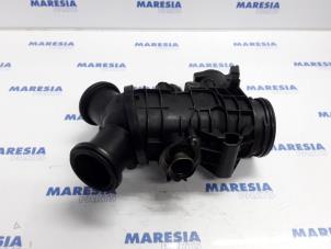 Usagé Boîtier accélérateur Citroen C6 (TD) 2.7 HDiF V6 24V Prix € 105,00 Règlement à la marge proposé par Maresia Parts