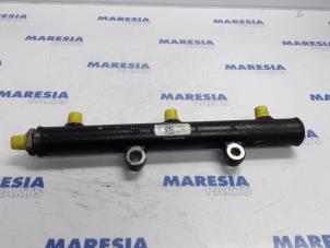 Used Fuel injector nozzle Citroen C6 (TD) 2.7 HDiF V6 24V Price € 50,00 Margin scheme offered by Maresia Parts