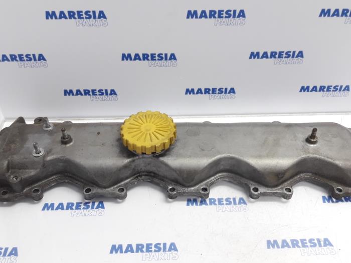 Gebrauchte Ventildeckel Peugeot Boxer (244) 2.8 HDi 127 Preis € 30,25 Mit Mehrwertsteuer angeboten von Maresia Parts