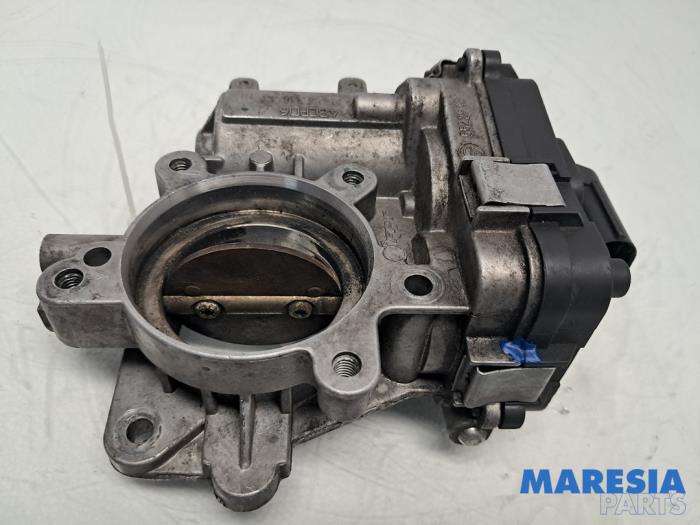 Usagé Boitier papillon Fiat Ducato (250) 2.0 D 115 Multijet Prix € 60,44 Prix TTC proposé par Maresia Parts