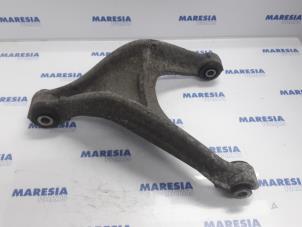 Used Rear wishbone, left Citroen C6 (TD) 2.7 HDiF V6 24V Price € 50,00 Margin scheme offered by Maresia Parts