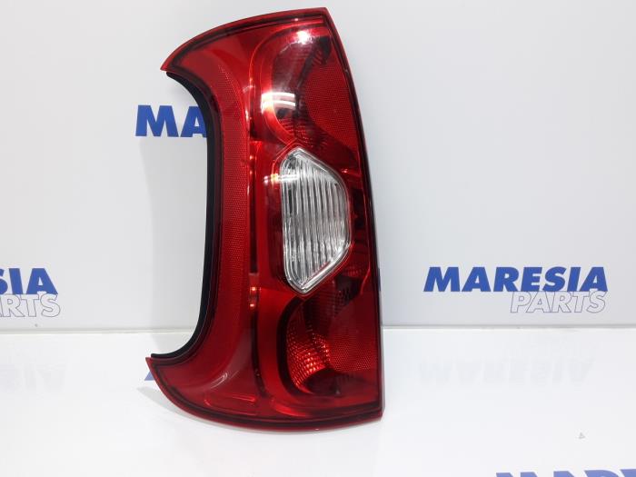 Taillight, left from a Fiat Panda (312) 0.9 TwinAir 60 2015