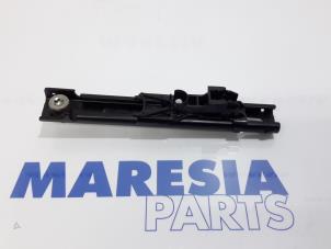 Used Seatbelt guide Citroen Berlingo 1.6 Hdi 75 Price € 30,25 Inclusive VAT offered by Maresia Parts