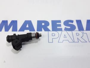 Used Injector (petrol injection) Fiat Doblo Price € 35,00 Margin scheme offered by Maresia Parts