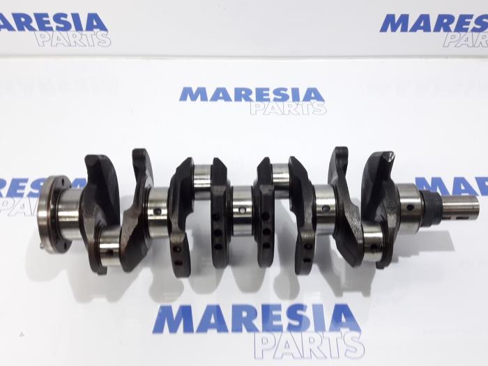 Usagé Vilebrequin Citroen C4 Picasso (UD/UE/UF) 2.0 16V Autom. Prix € 105,00 Règlement à la marge proposé par Maresia Parts