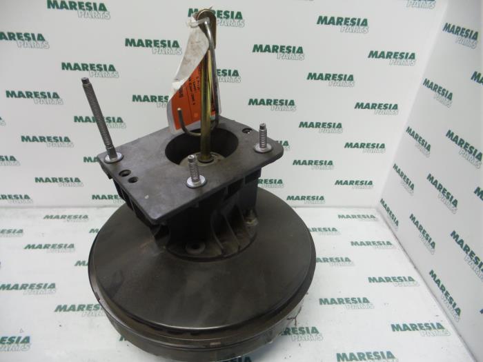 Usagé Servo frein Peugeot 407 SW (6E) 1.8 16V Prix € 50,00 Règlement à la marge proposé par Maresia Parts