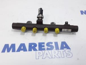 Used Fuel injector nozzle Renault Megane III Grandtour (KZ) 1.5 dCi 110 Price € 105,00 Margin scheme offered by Maresia Parts