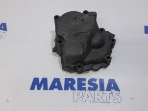 Gebrauchte Getriebedeckel Fiat Doblo (263) 1.3 D Multijet Euro 4 Preis € 42,35 Mit Mehrwertsteuer angeboten von Maresia Parts