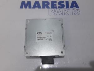 Usagé Module radio Fiat 500 (312) 0.9 TwinAir 80 Prix € 50,00 Règlement à la marge proposé par Maresia Parts