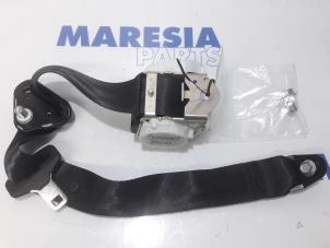 Used Rear seatbelt, right Fiat 500 (312) 0.9 TwinAir 80 Price € 25,00 Margin scheme offered by Maresia Parts