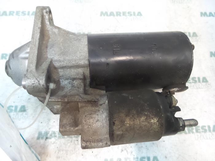 Gebrauchte Anlasser Fiat Stilo (192A/B) 1.9 JTD 115 Preis € 50,00 Margenregelung angeboten von Maresia Parts