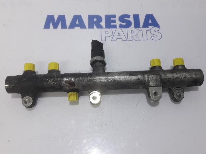 Gebrauchte Einspritzdüse (Einspritzer) Fiat Ducato (243/244/245/247) 2.8 JTD VGT Preis € 96,80 Mit Mehrwertsteuer angeboten von Maresia Parts