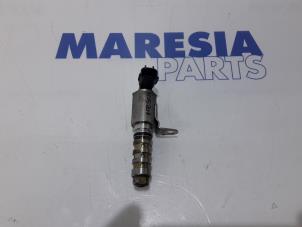 Used Camshaft sensor Renault Scénic III (JZ) 2.0 16V CVT Price € 40,00 Margin scheme offered by Maresia Parts