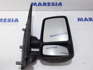 Used Wing mirror, right Renault Master III (FD/HD) 2.5 dCi 16V Price € 60,50 Inclusive VAT offered by Maresia Parts