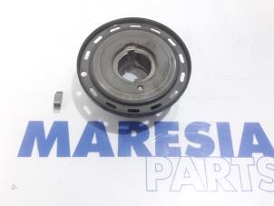 Used Crankshaft sprocket Peugeot 308 SW (4E/H) 1.6 HDiF 16V Price € 25,00 Margin scheme offered by Maresia Parts