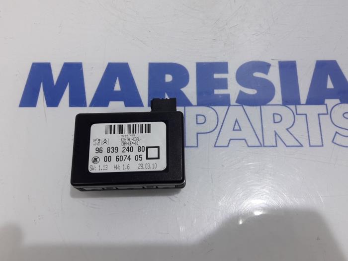 Capteur De Pluie Pour Peugeot 207 - Réf. 9681670780 - Pièce D'occasion