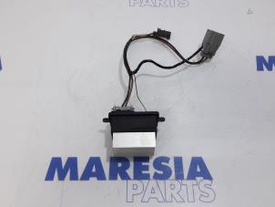 Used Heater resistor Renault Clio IV (5R) 0.9 Energy TCE 90 12V Price € 20,00 Margin scheme offered by Maresia Parts