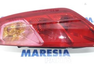 Używane Tylne swiatlo pozycyjne prawe Fiat Punto III (199) 1.3 JTD Multijet 80 16V Cena € 25,00 Procedura marży oferowane przez Maresia Parts