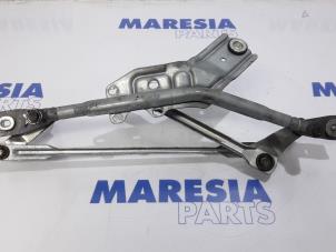 Used Wiper mechanism Fiat Punto III (199) 1.3 JTD Multijet 80 16V Price € 40,00 Margin scheme offered by Maresia Parts