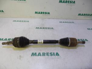 Used Front drive shaft, left Renault Laguna III Estate (KT) 1.5 dCi 110 Price € 105,00 Margin scheme offered by Maresia Parts