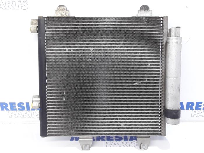Gebrauchte Klima Kondensor Peugeot 107 1.0 12V Preis € 29,99 Margenregelung angeboten von Maresia Parts