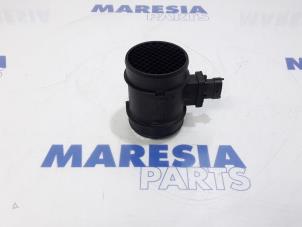 Used Airflow meter Fiat Doblo Cargo (263) 1.3 D Multijet Price € 30,25 Inclusive VAT offered by Maresia Parts