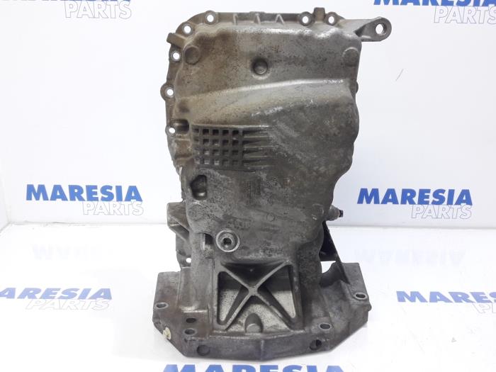 Gebrauchte Ölwanne Renault Megane III Grandtour (KZ) 1.5 dCi 90 Preis € 40,00 Margenregelung angeboten von Maresia Parts
