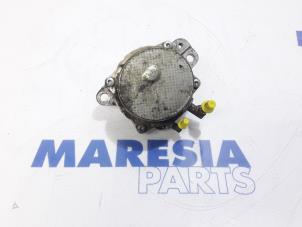Używane Pompa prózniowa (Diesel) Alfa Romeo MiTo (955) 1.3 JTDm 16V Cena € 50,00 Procedura marży oferowane przez Maresia Parts
