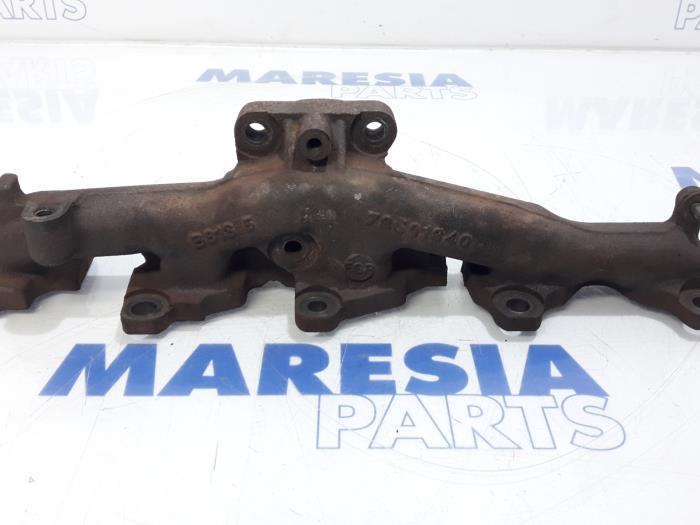 Gebrauchte Abgaskrümmer Alfa Romeo MiTo (955) 1.3 JTDm 16V Preis € 65,00 Margenregelung angeboten von Maresia Parts