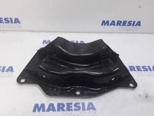Used Rear support beam Fiat Doblo Cargo (263) 1.3 D Multijet Price € 127,05 Inclusive VAT offered by Maresia Parts