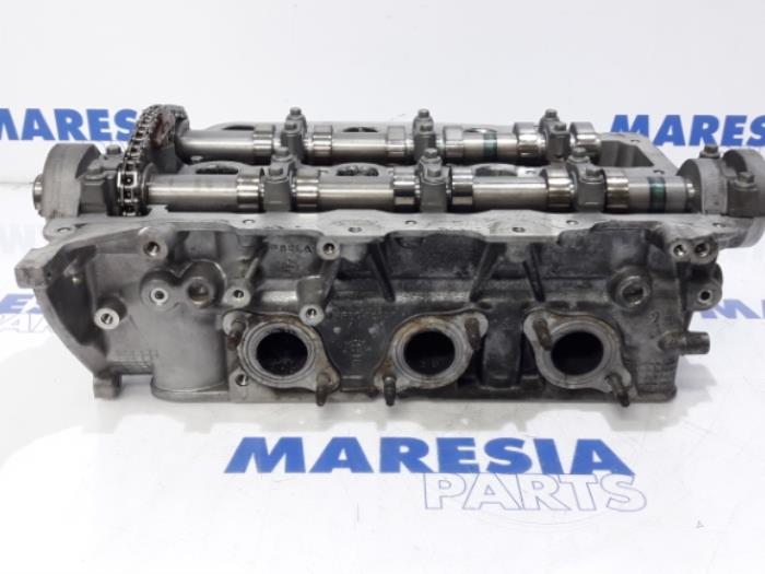 Usagé Culasse Citroen C6 (TD) 2.7 HDiF V6 24V Prix € 210,00 Règlement à la marge proposé par Maresia Parts