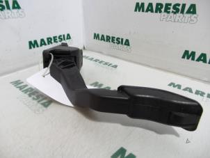 Used Throttle pedal position sensor Citroen C4 Coupé (LA) 1.4 16V Price € 50,00 Margin scheme offered by Maresia Parts