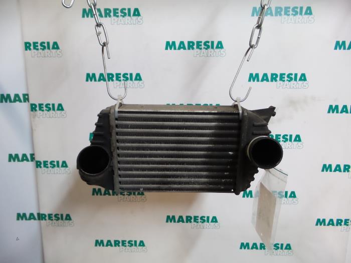 Used Intercooler Fiat Stilo (192A/B) 1.9 JTD 115 Price € 50,00 Margin scheme offered by Maresia Parts
